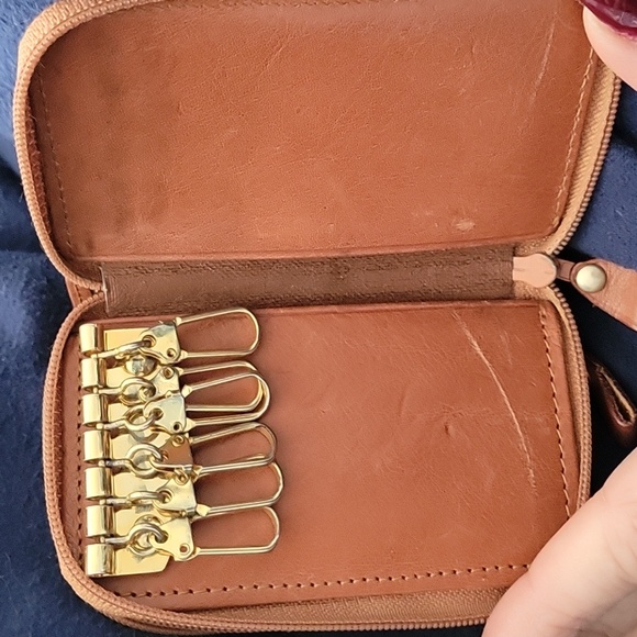 Vintage Leather Company Full Zip Coin & Keyholder In Cognac - Picture 8 of 10